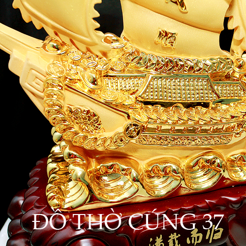 Thuyền buồm phong thủy thuận buồm xuôi gió