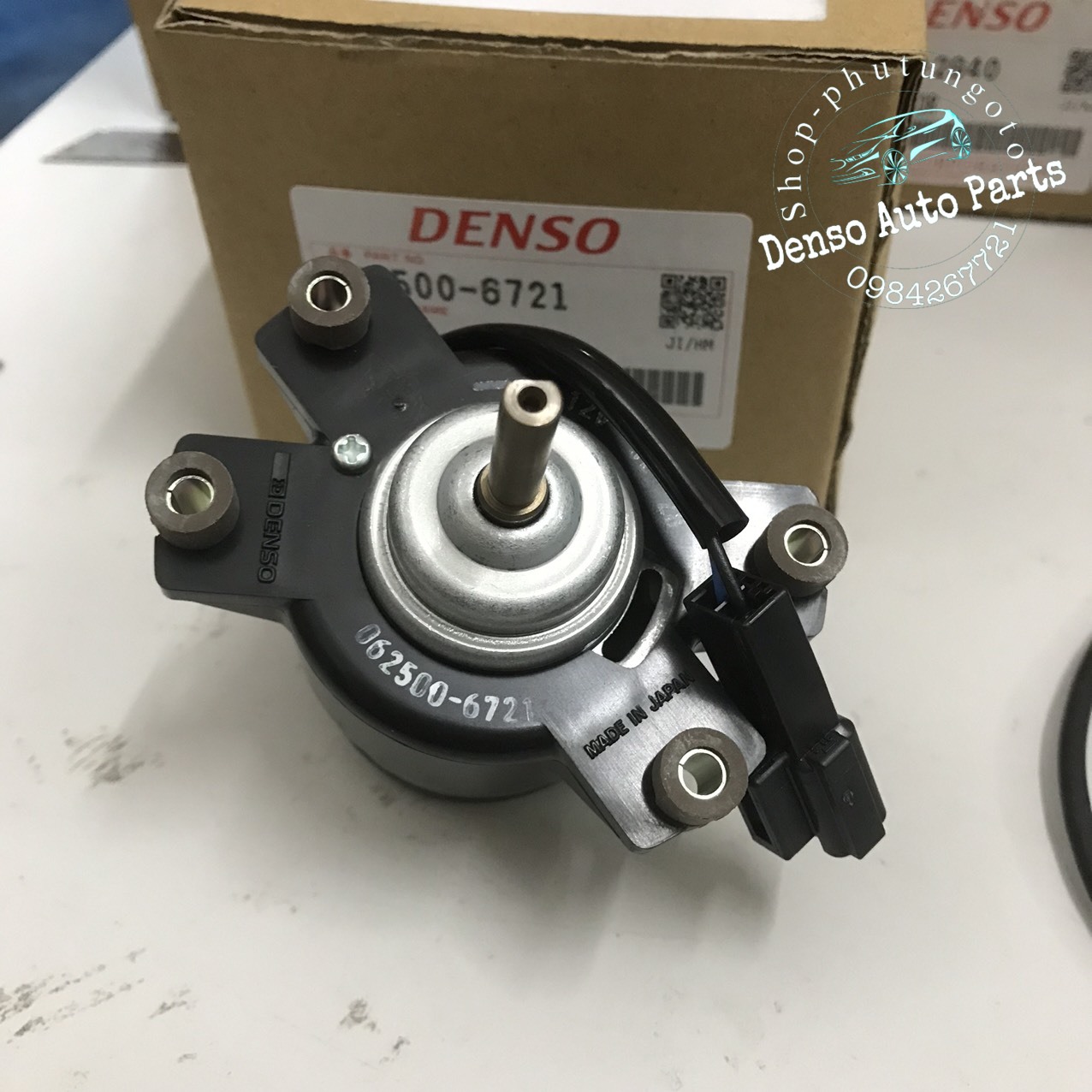 Mô tơ quạt giàn lạnh sau toyota zace chính hãng denso