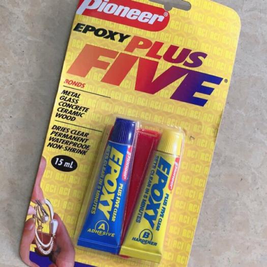 Keo dán A và B trong suốt Pioneer Epoxy Plus Five (15ml)