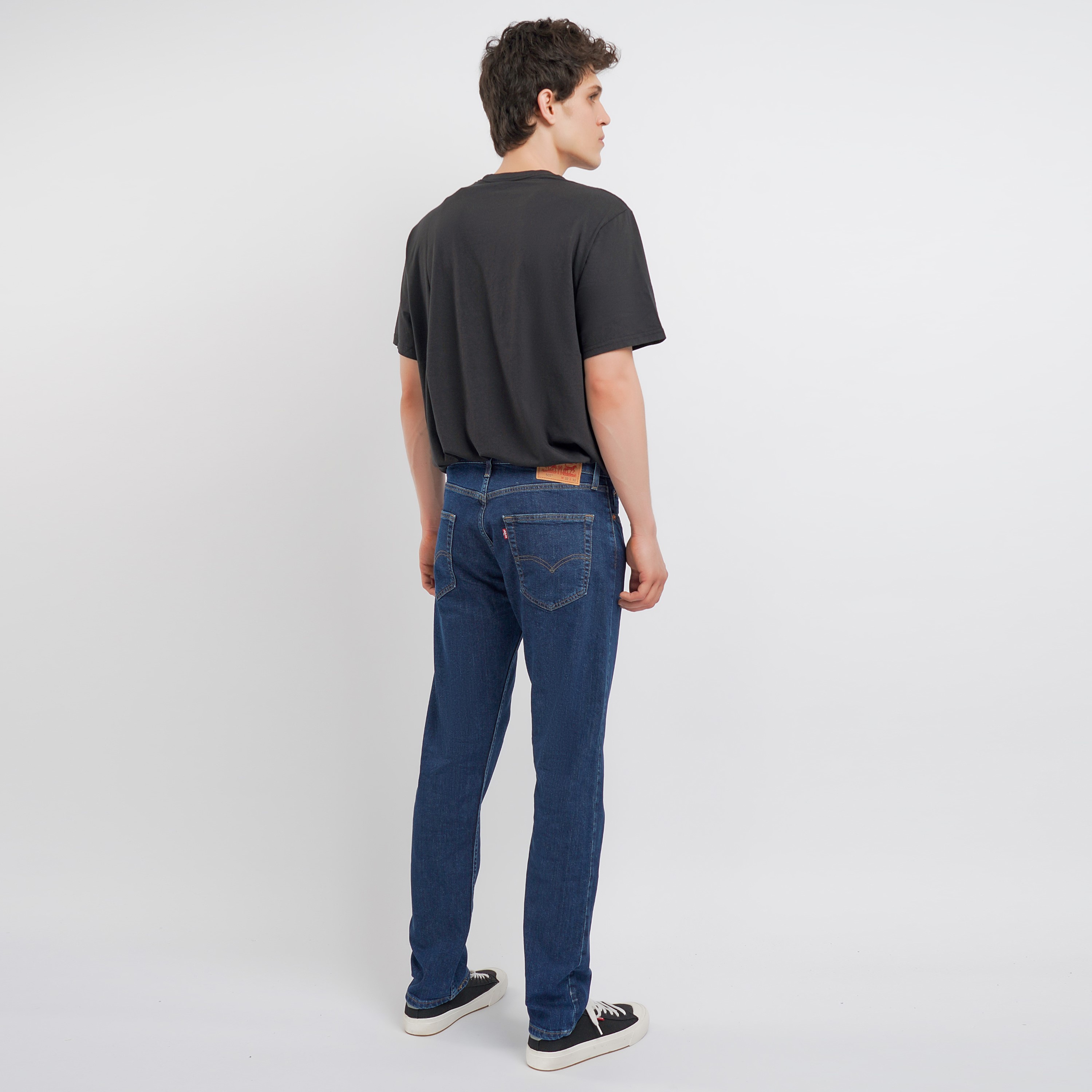 Levi's%C2%AE%20Men's%20502%E2%84%A2%20Taper%20Jeans%20-%20Image%203