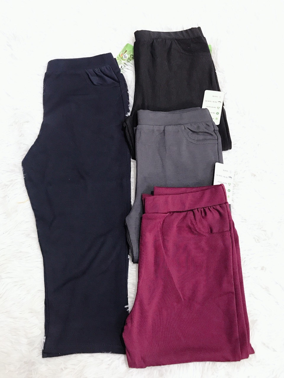 QUẦN THUN ÔM LEGGING LỬNG NỮ CO GIÃN 4 CHIỀU MÊM MÁT ( 3 CÁI 100K)