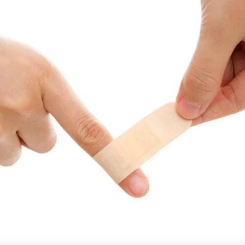 BĂNG CÁ NHÂN URGO DURABLE VẢI ĐỤC HỘP 102 MIẾNG