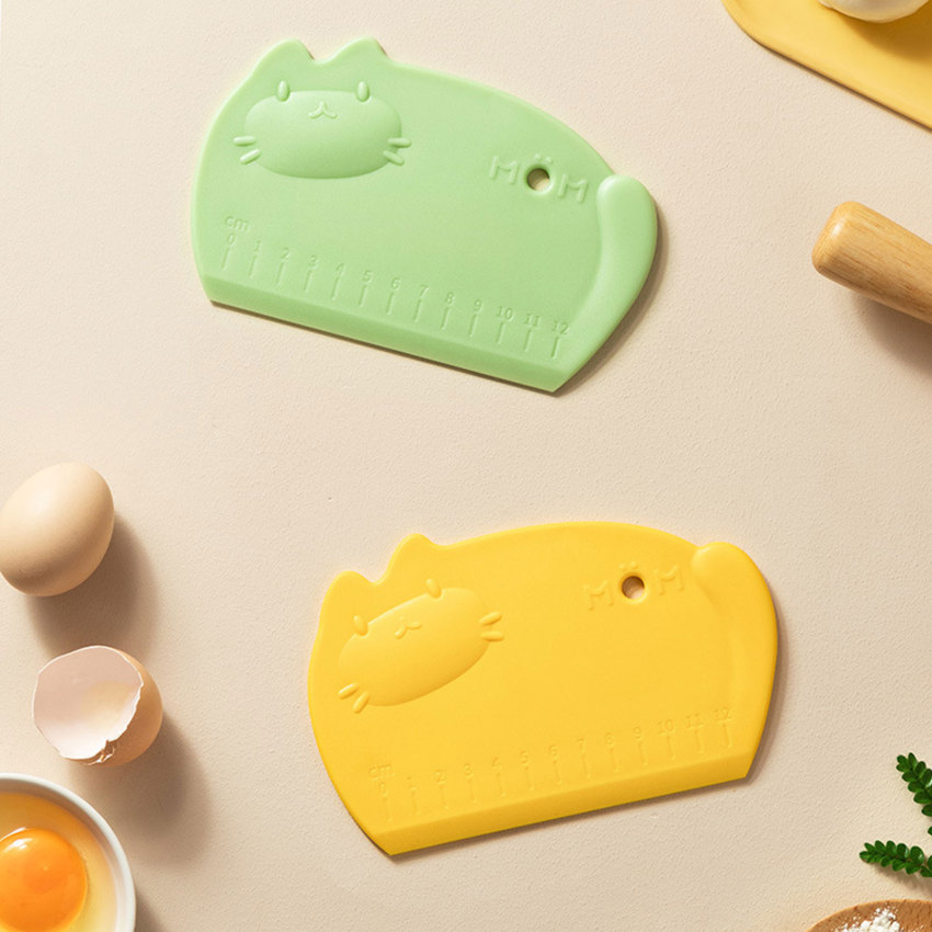 Baking Tool Plastic Dough Scraper DIY Pastry Cream Spatula Trapezoidal Dough Cutting Knife Cake Divider Kitchen Accessories