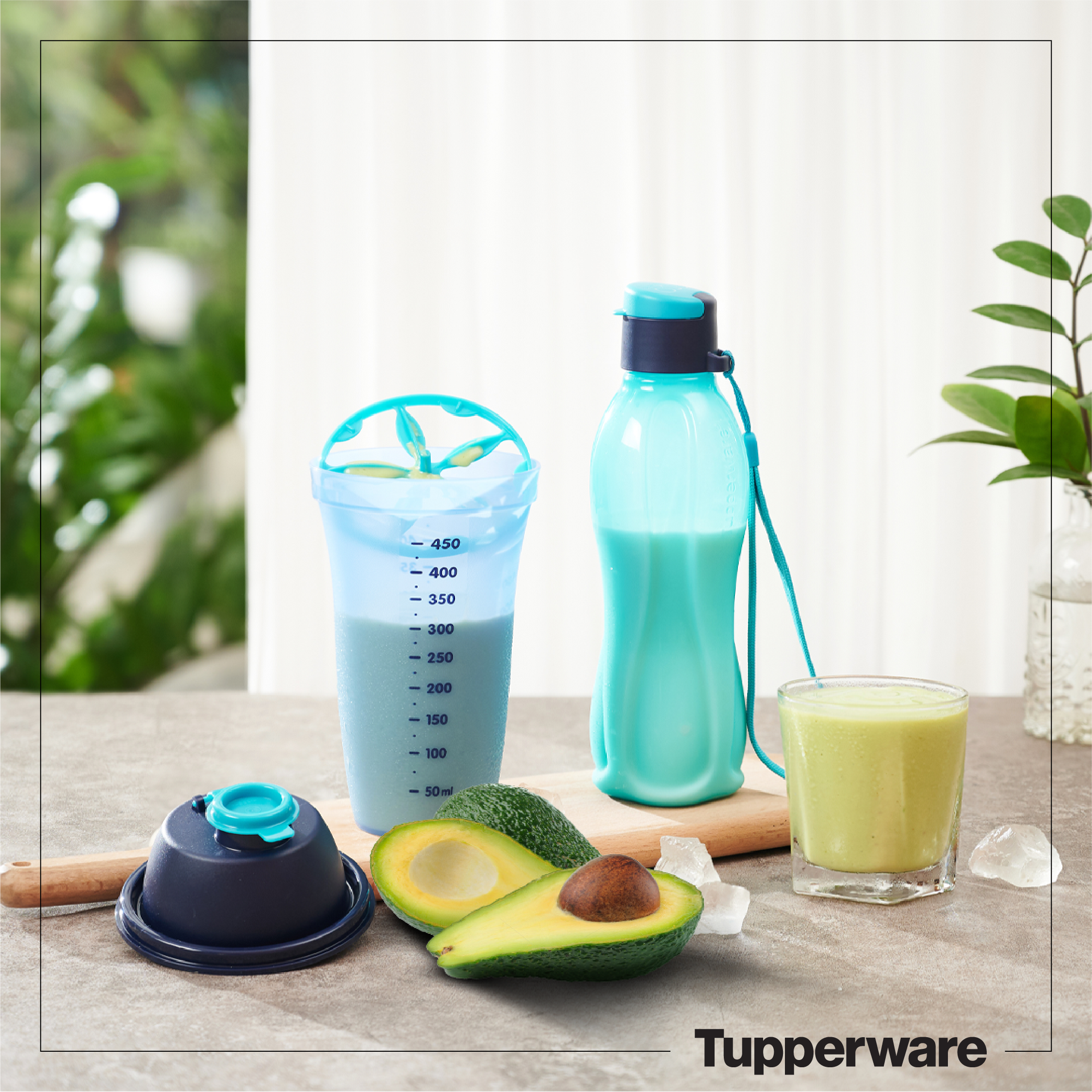 Bộ Sản Phẩm Shake N Go Memberkit - Tupperware