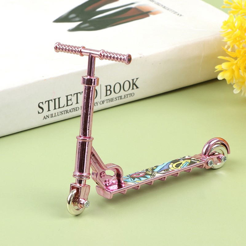 Mini%20Scooter%20Child%20Educational%20Toy%20Finger%20Scooter%20Bike%20Skateboard%20Fingerboard%20-%20Image%203