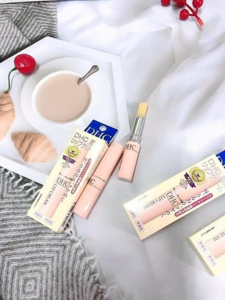 Son dưỡng môi D H C