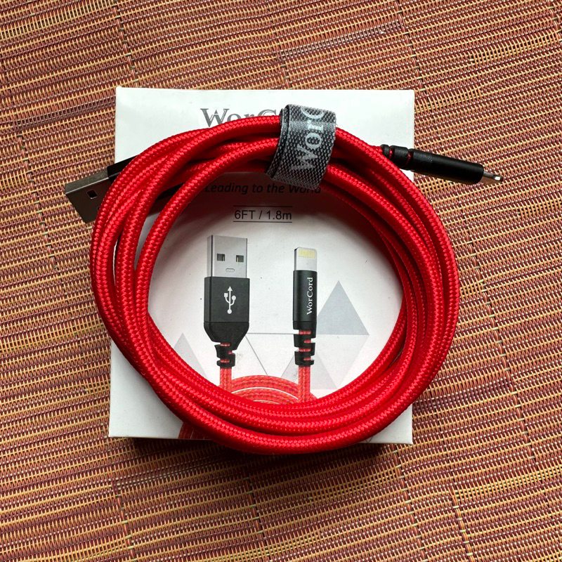 Cáp Bọc Dù USB A to Light Worcord 1.8m