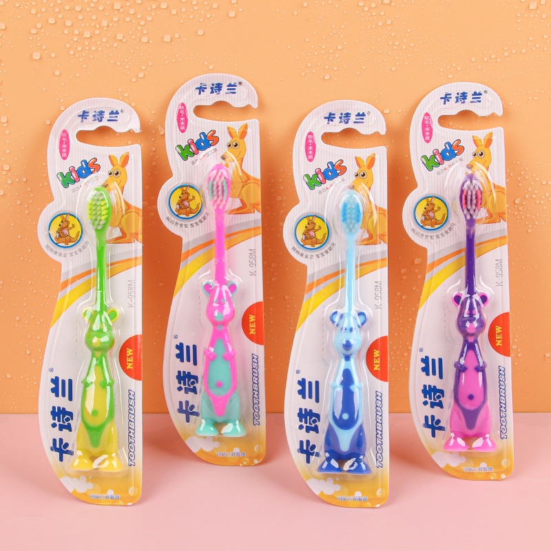 Bàn chải trẻ em lông mềm KIDS ASTARSHOP (Màu giao ngẫu nhiên)
