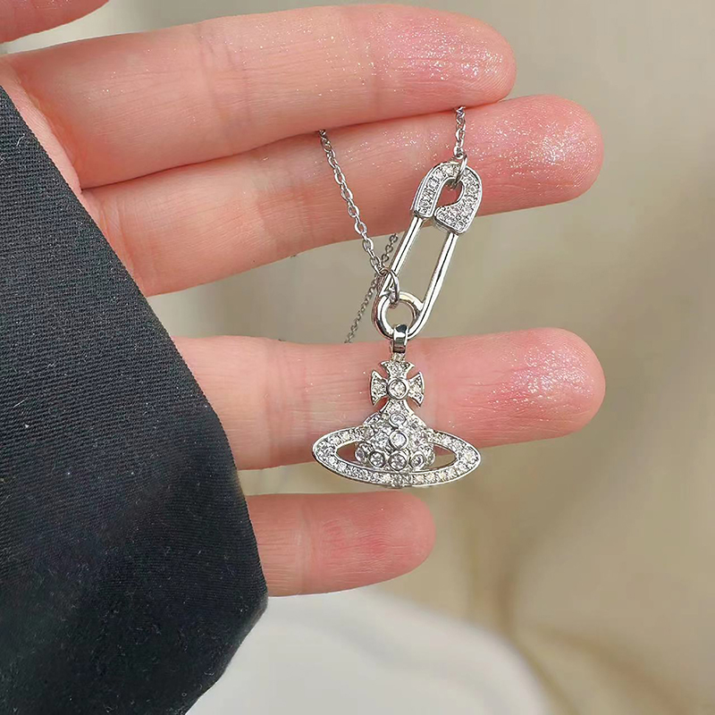 Fashion Shining Planet Necklace Light Luxury And Simple