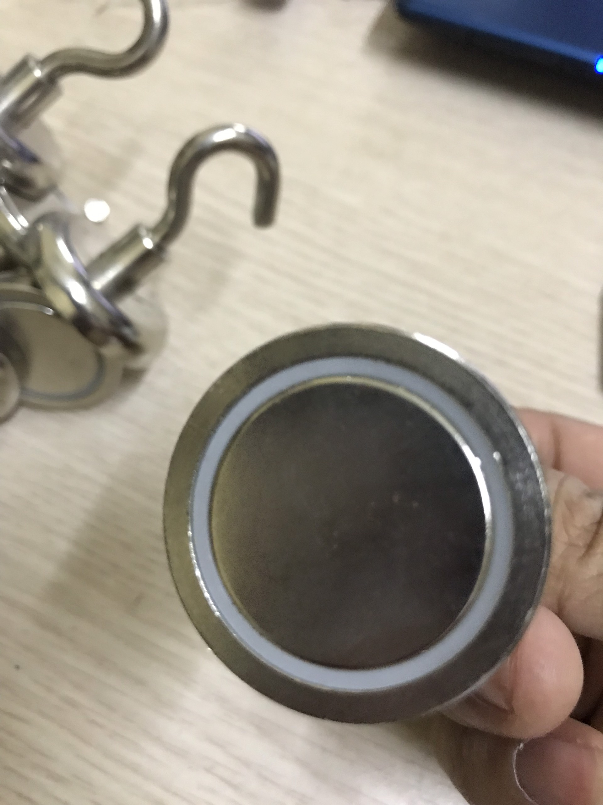 Nam châm móc treo D36MM HÚT 15KG SIÊU MẠNH