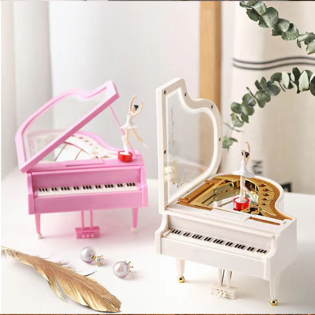 Hộp âm nhạc piano có vũ công múa ba lê xoay quanh vòng, hộp nhạc lên dây cót trưng bày quà tặng