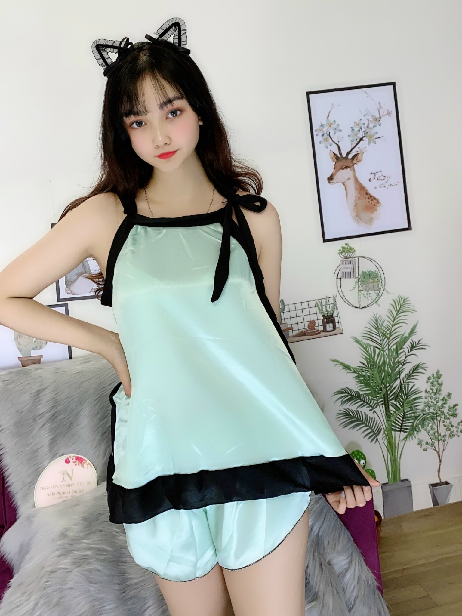 SET ĐỒ NGẮN PHỐI REN CỘT NƠ VẢI PHI LỤA MỀM MẠI,FREESIZE DƯỚI 57KG