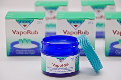 Dầu cù là Vicks VapoRub (25ml)