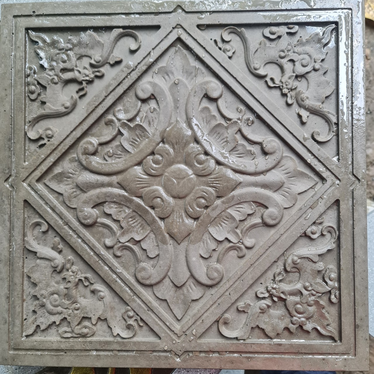 Khuôn lát gạch sân vườn 40*40 cm