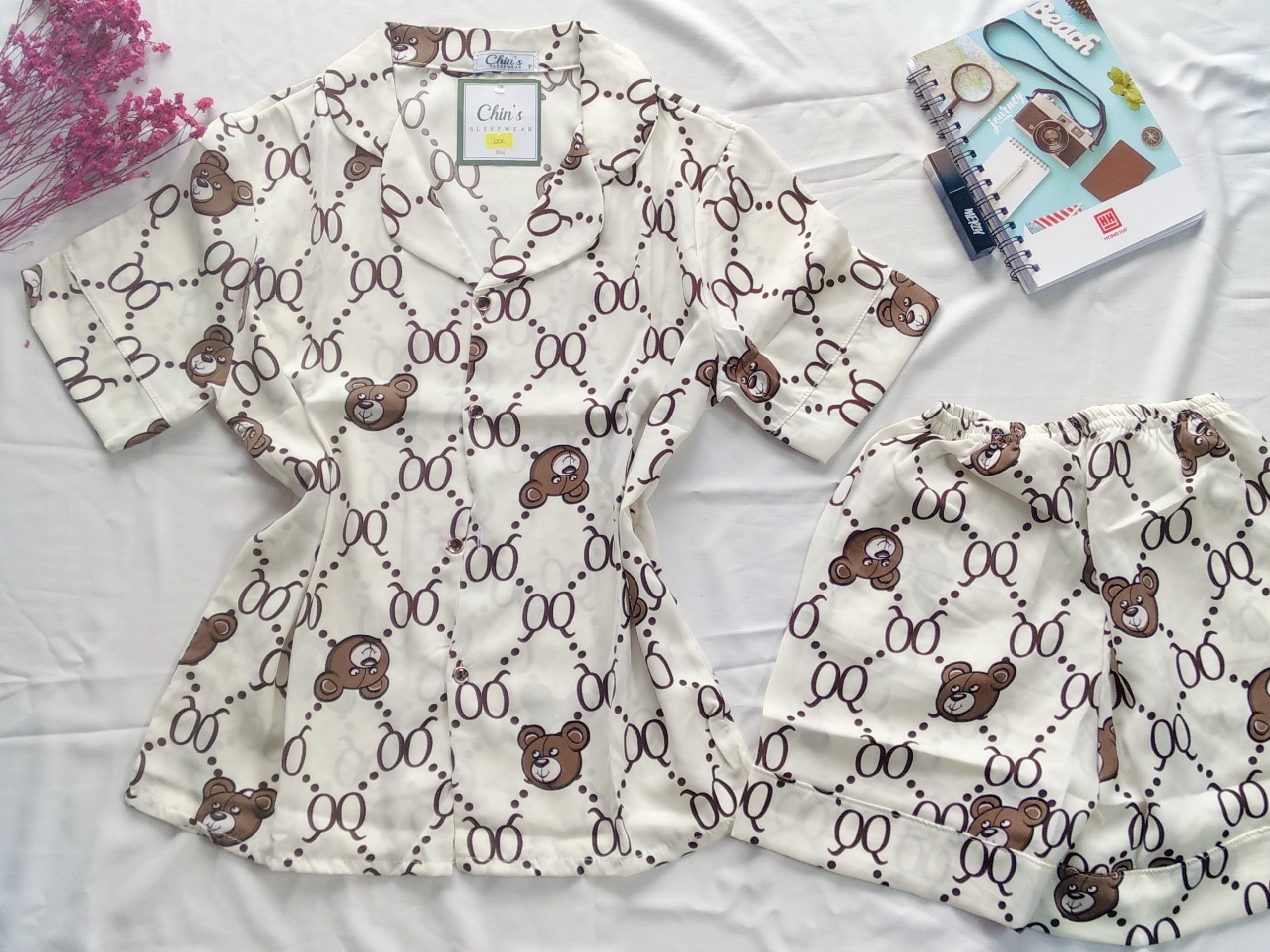 Bộ Pijama đùi, mềm mát vải lụa mango freesize từ 45-60kg