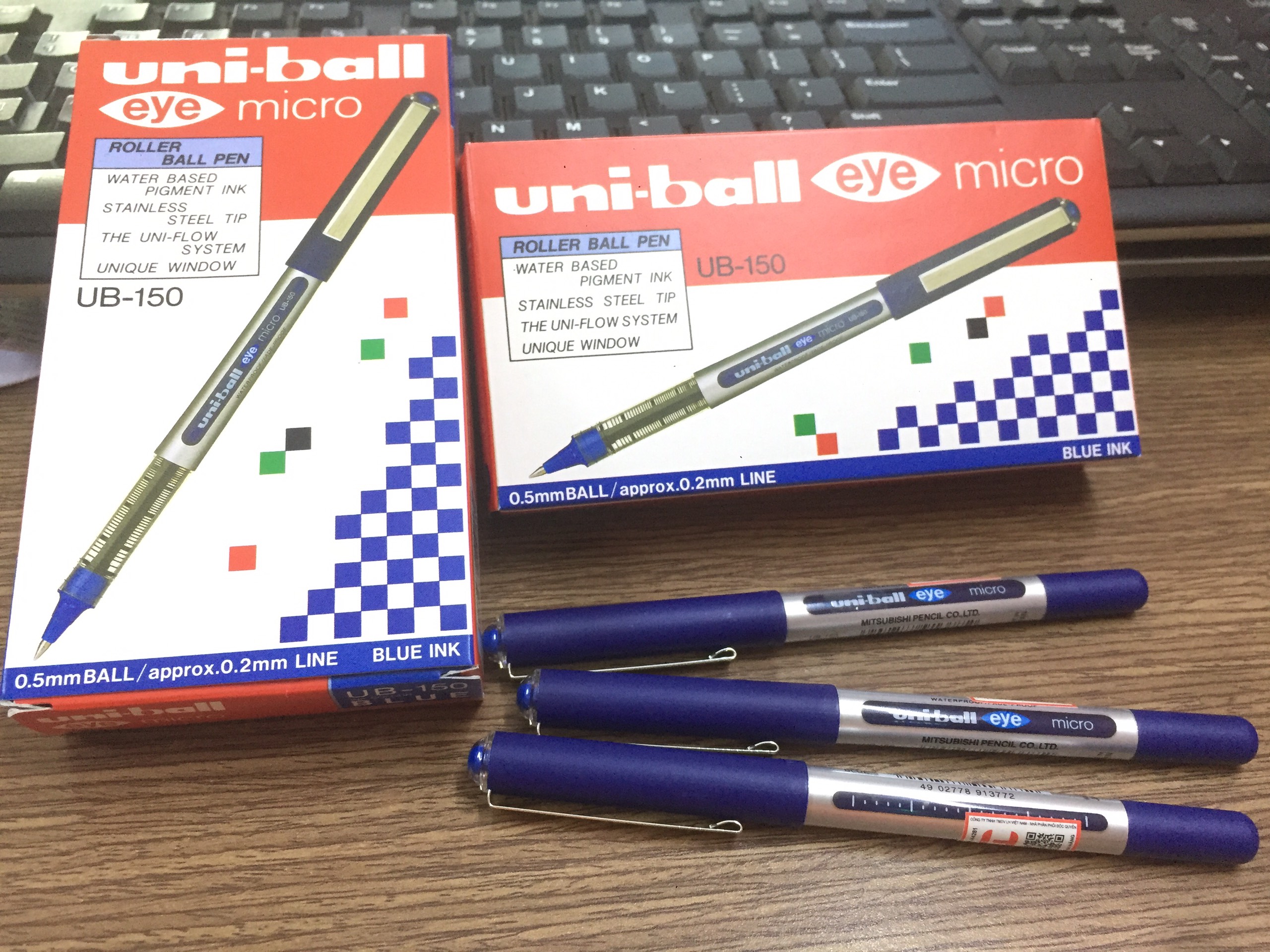 Gel pen with cap uni-ball eye micro ub-150 0.5mm-pen specialized sign "super"