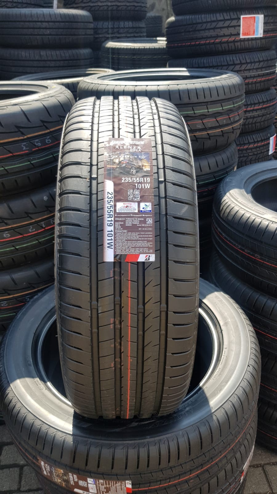 PROMO Bridgestone Alenza 001 Ukuran 235/55 R19 - Ban Mobil
