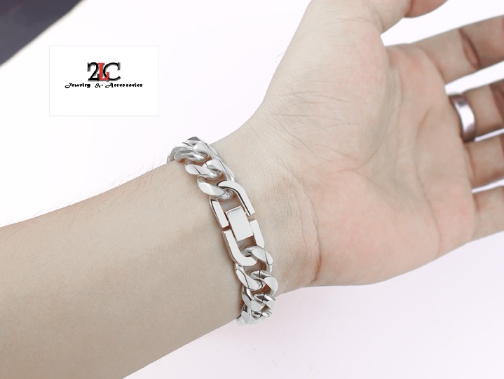 Lắc tay nam inox kiểu lặc xéo bản to 13mm cá tính thép không gỉ