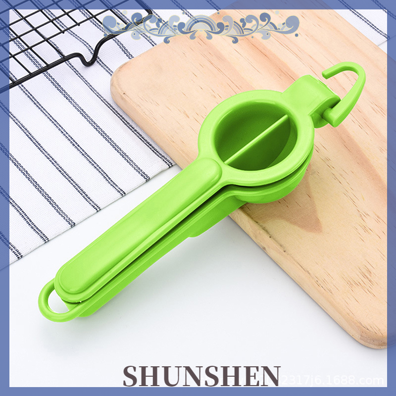 1Pc Plastic Lemon Clip Kitchen Thickening Manual Fruit Juicer Mini Squeezer