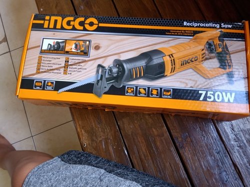 Máy cưa kiếm INGCO - RS8008