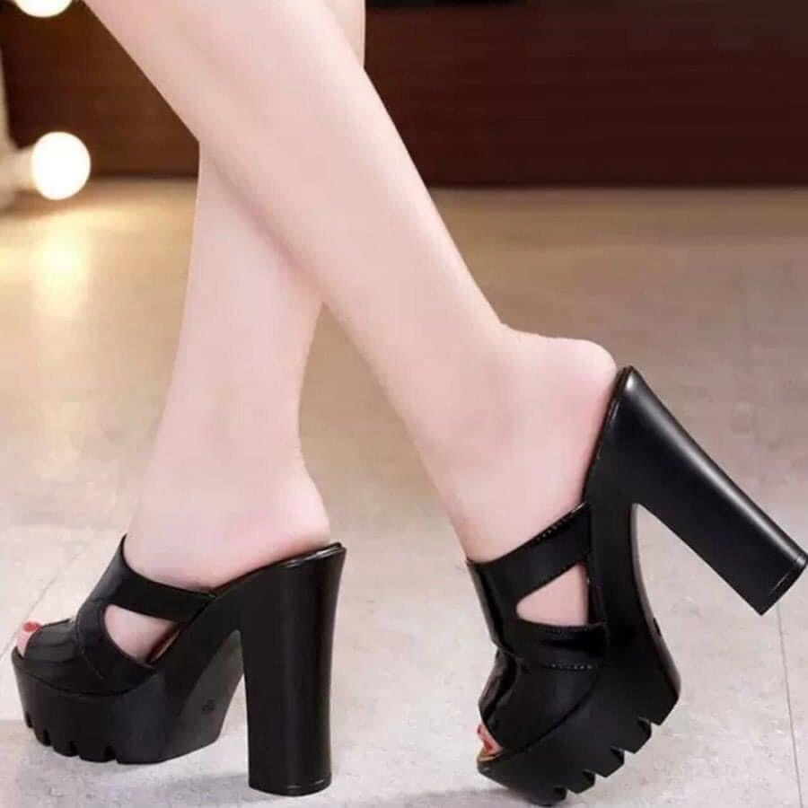 Dép cao gót bản