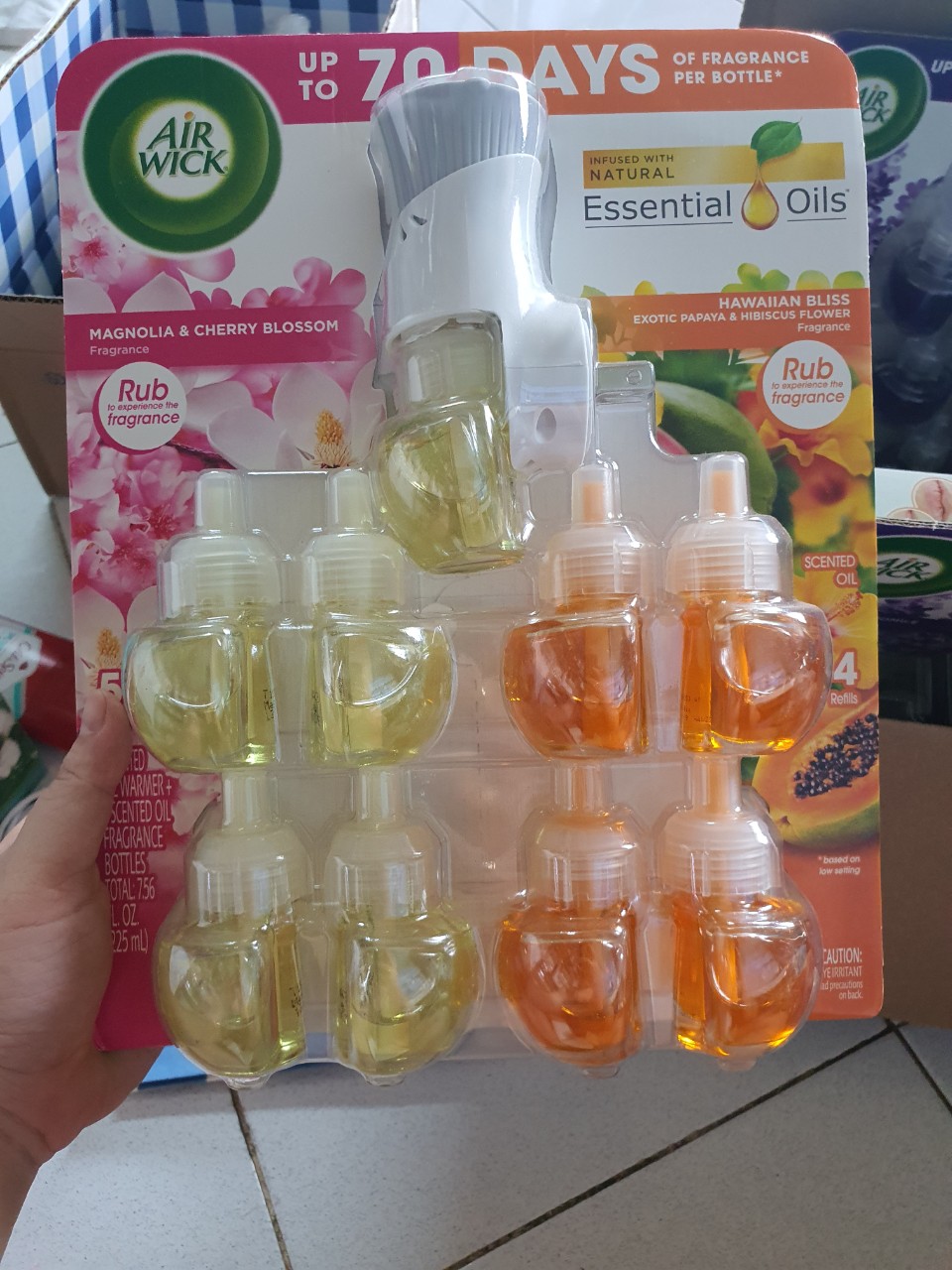 Bộ Tinh Dầu Thơm Cắm Điện Air Wick ( set 9 lọ )
