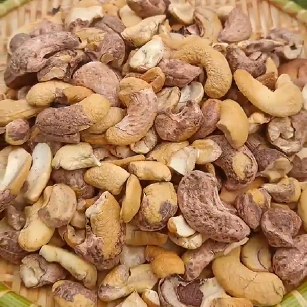 Hạt Điều Rang Muối Loại Vỡ 500g Bò Đội Nón