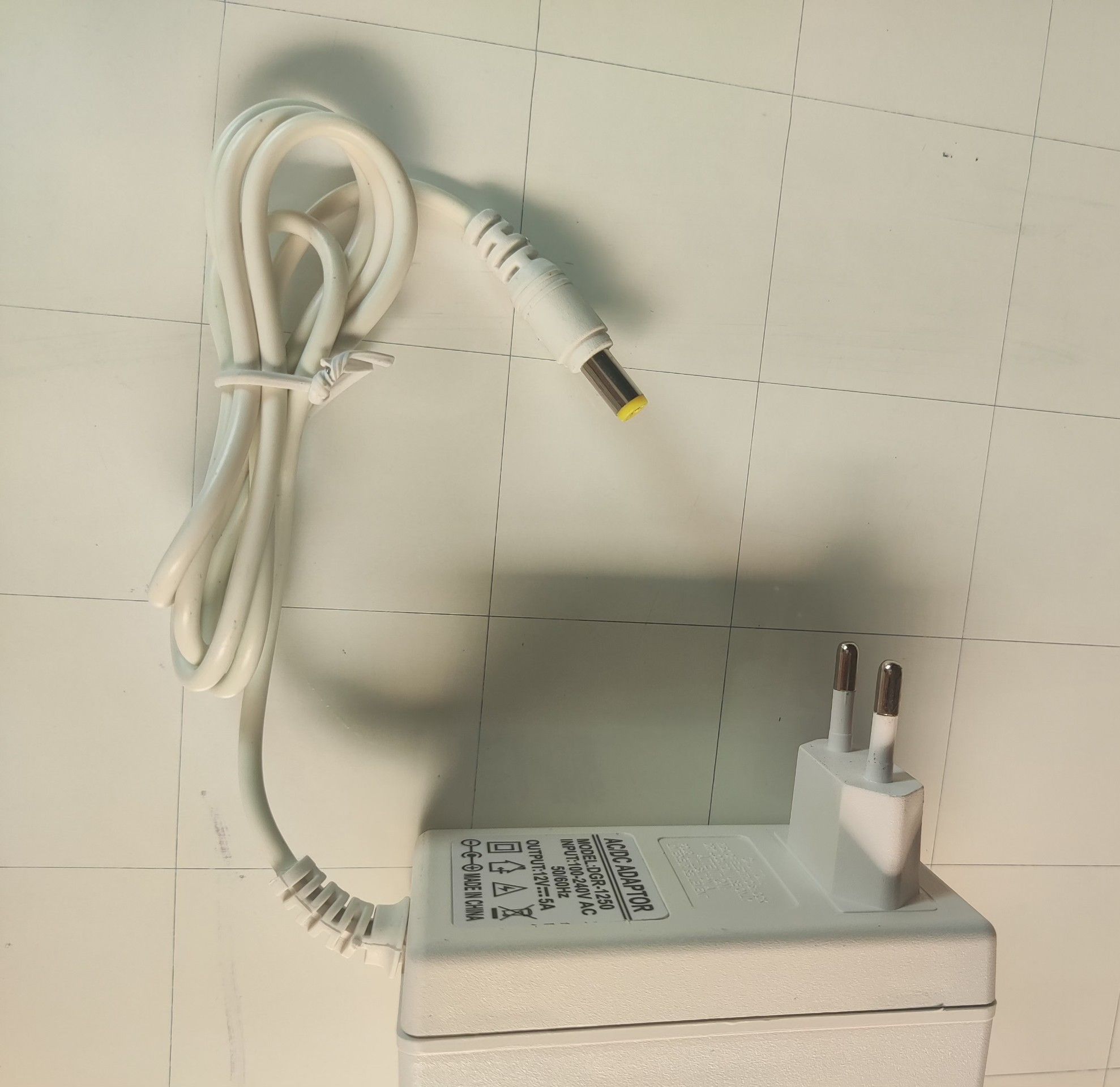 Nguồn Adapter 12v-5A