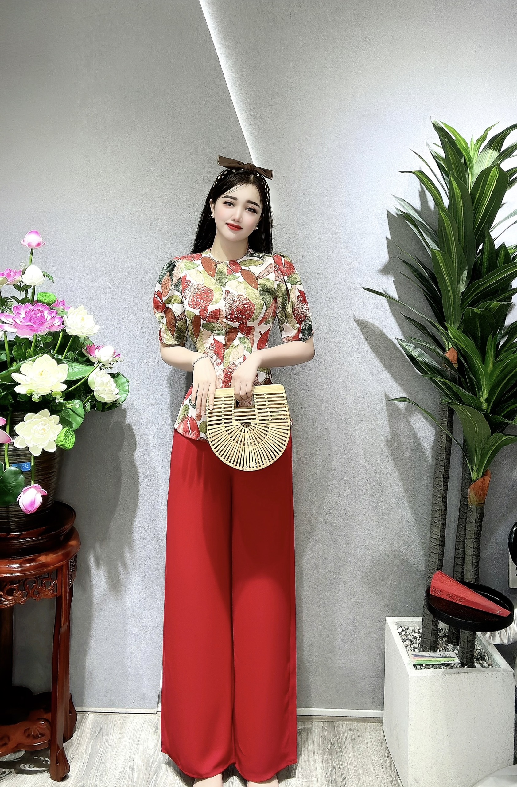 SET ĐỒ LAM ÁO BÀ BA TAY BÚP FREESIZE DƯỚI 70KG