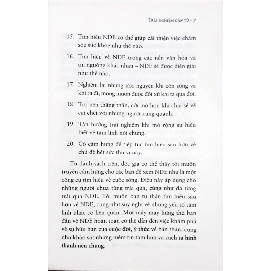 Sách First News - Trải Nghiệm Cận Tử (Khổ Nhỏ)