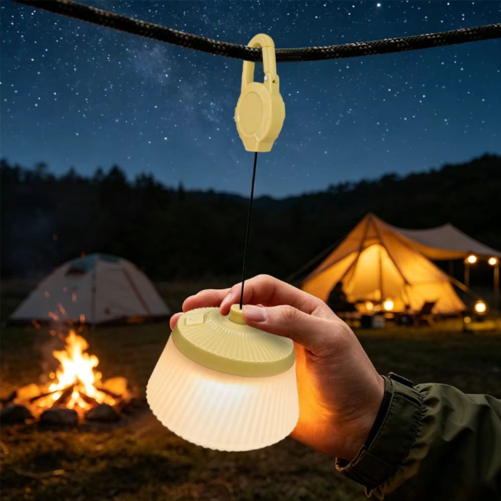 Portable%20Retro%20Design%20Camping%20Lantern%20Hanging%20Hook%20Portable%20Mini%20Lantern%20Rechargeable%20LED%20Camping%20Light%20Tent%20-%20Image%204