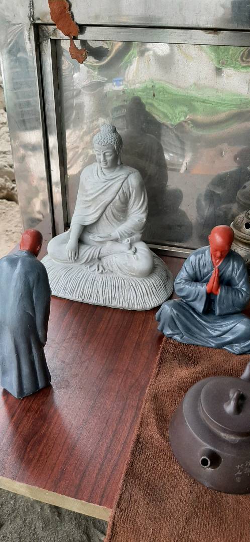 Tượng Phật Thích Ca 20cm - Chất Liệu Bột Đá, Sắc Nét
