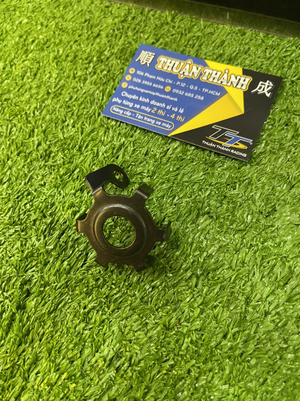 Nắp chụp bình dầu dâu Yaz - Yaz125