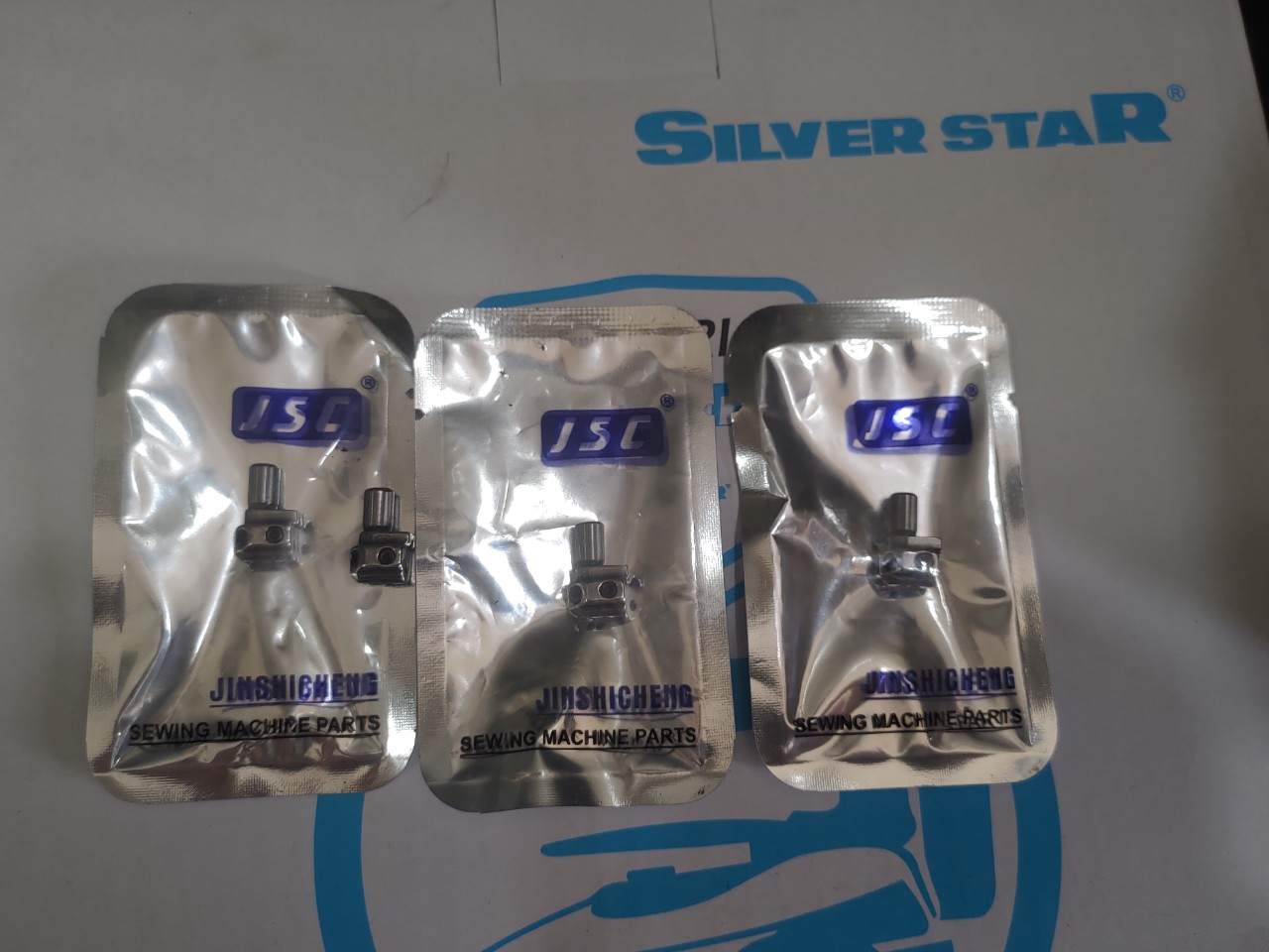 táo kim máy vắt sổ jack 4 chỉ