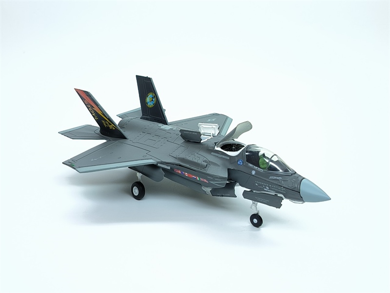 Mô hình máy bay F35B tỷ lệ 1/72