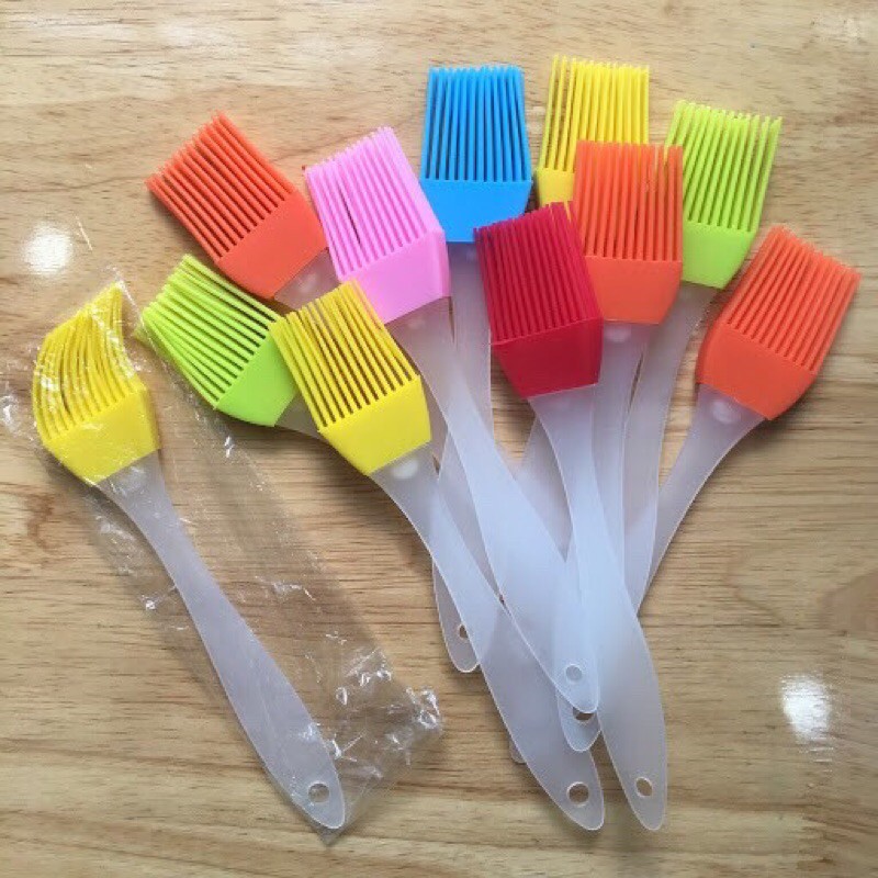 Cọ Quét Dầu Silicon ( màu ngẫu nhiên )