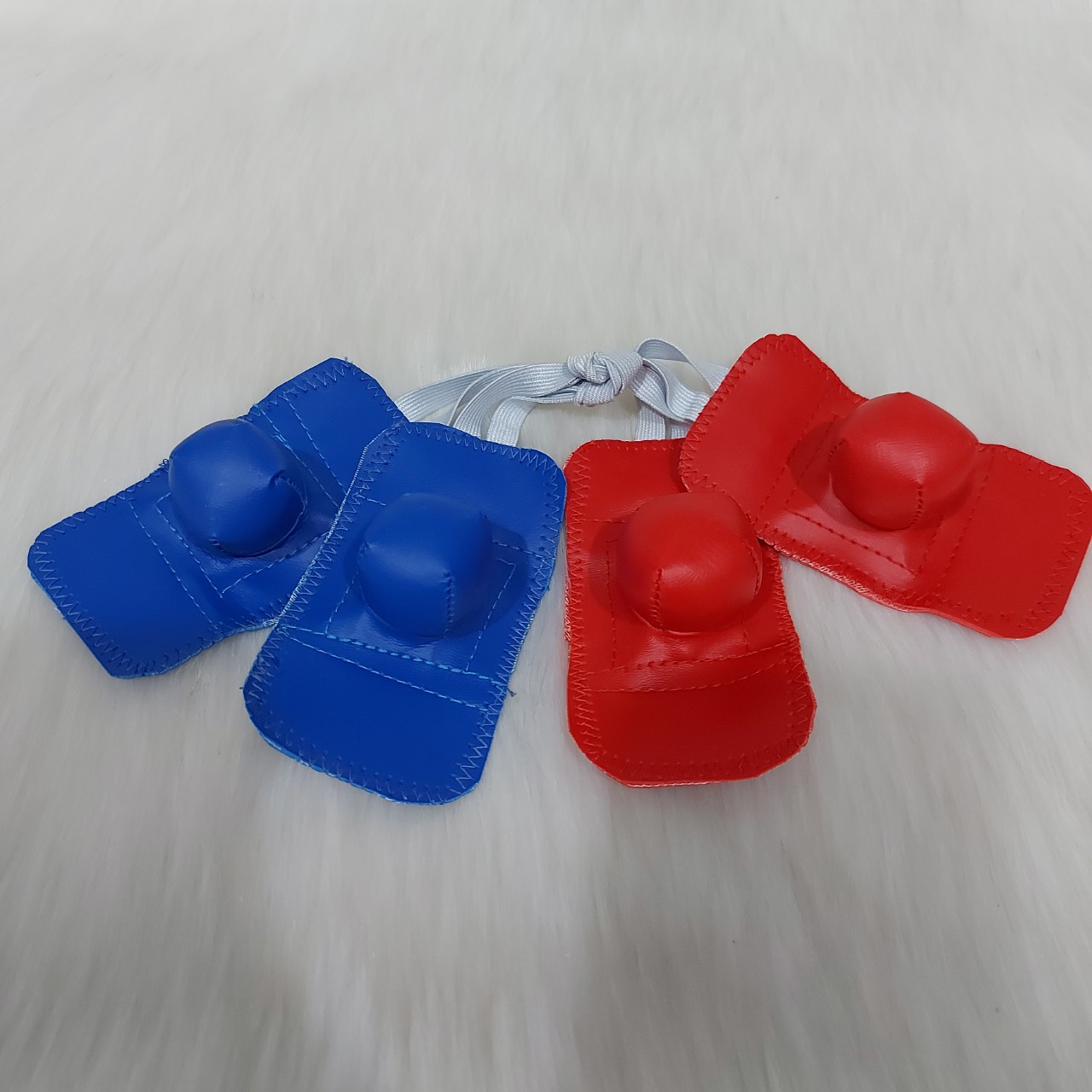 [HCM]bịt cựa da thái lan - bao êm - 2 cặp cho 2 con gà
