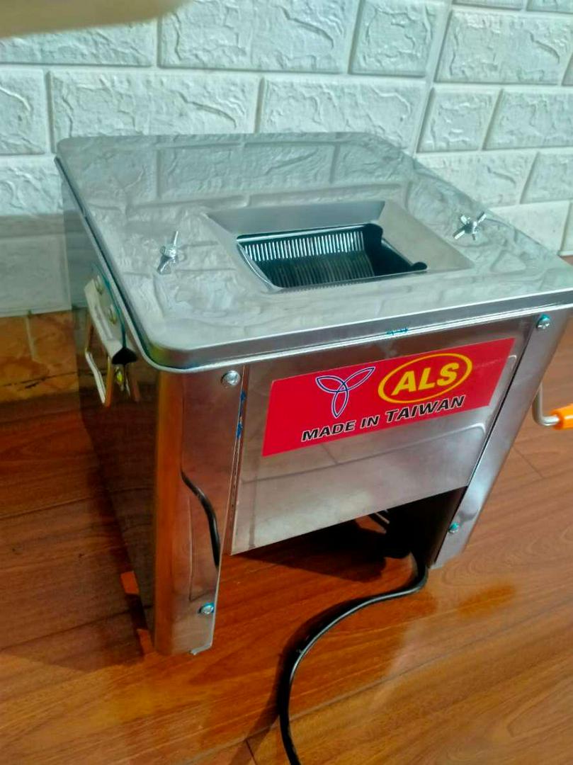 Máy Thái Thịt Tươi Sống- Máy Thái Lát Thịt Bò Thịt Lợn