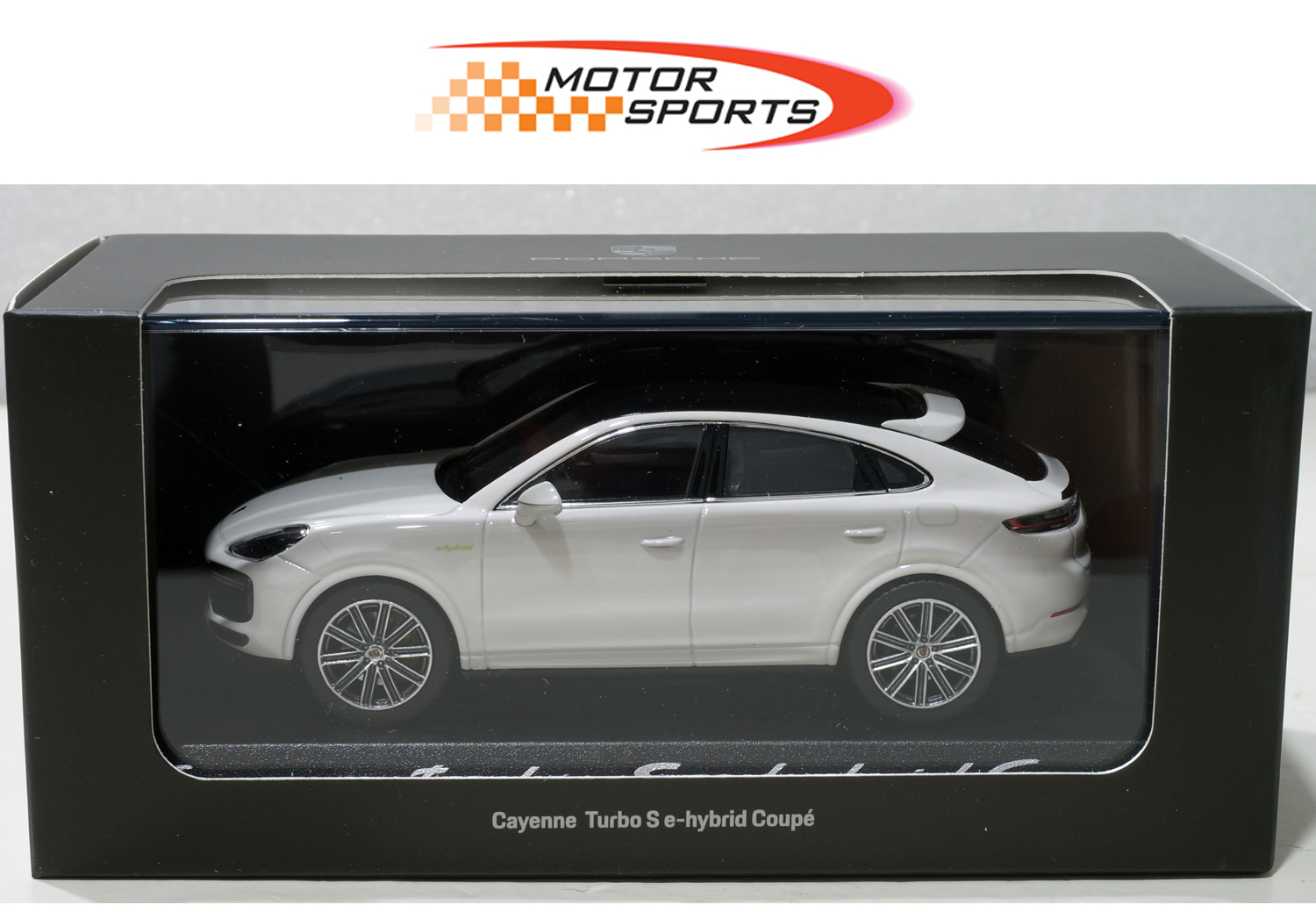 【未開封】MINICHAMPSポルシェCayenne turbo 1/43限定品 Minichamps 1/43 Porsche Cayenne Turbo S e-Hybrid Coupe White