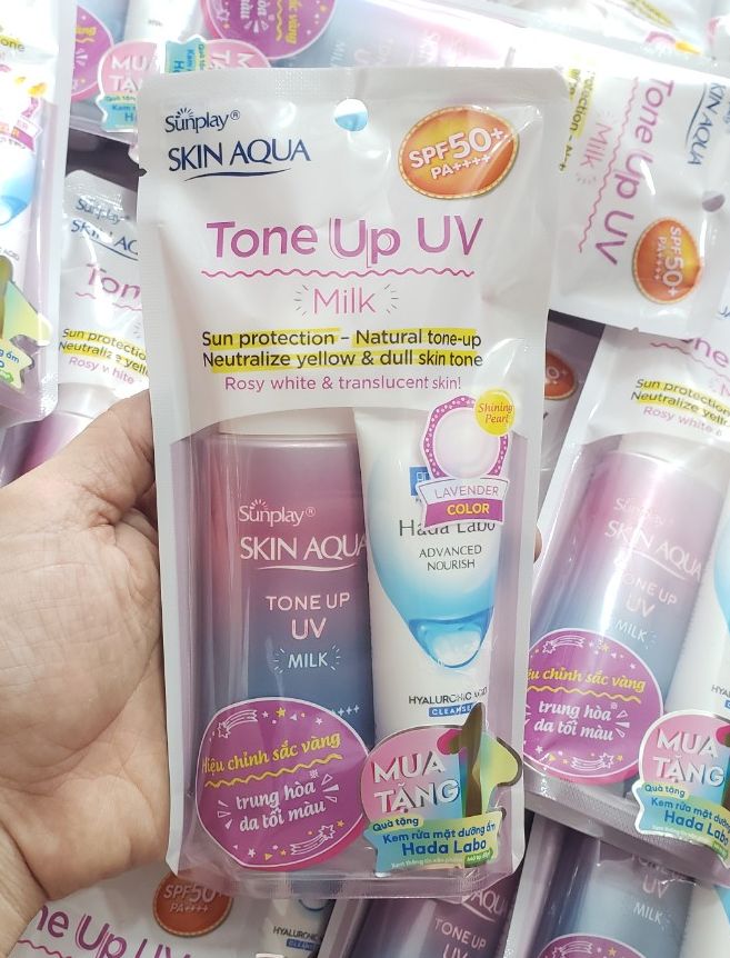 [HCM]Sữa chống nắng hiệu chỉnh sắc da Sunplay Skin Aqua Tone Up UV Milk SPF50+ PA++++ 50gr