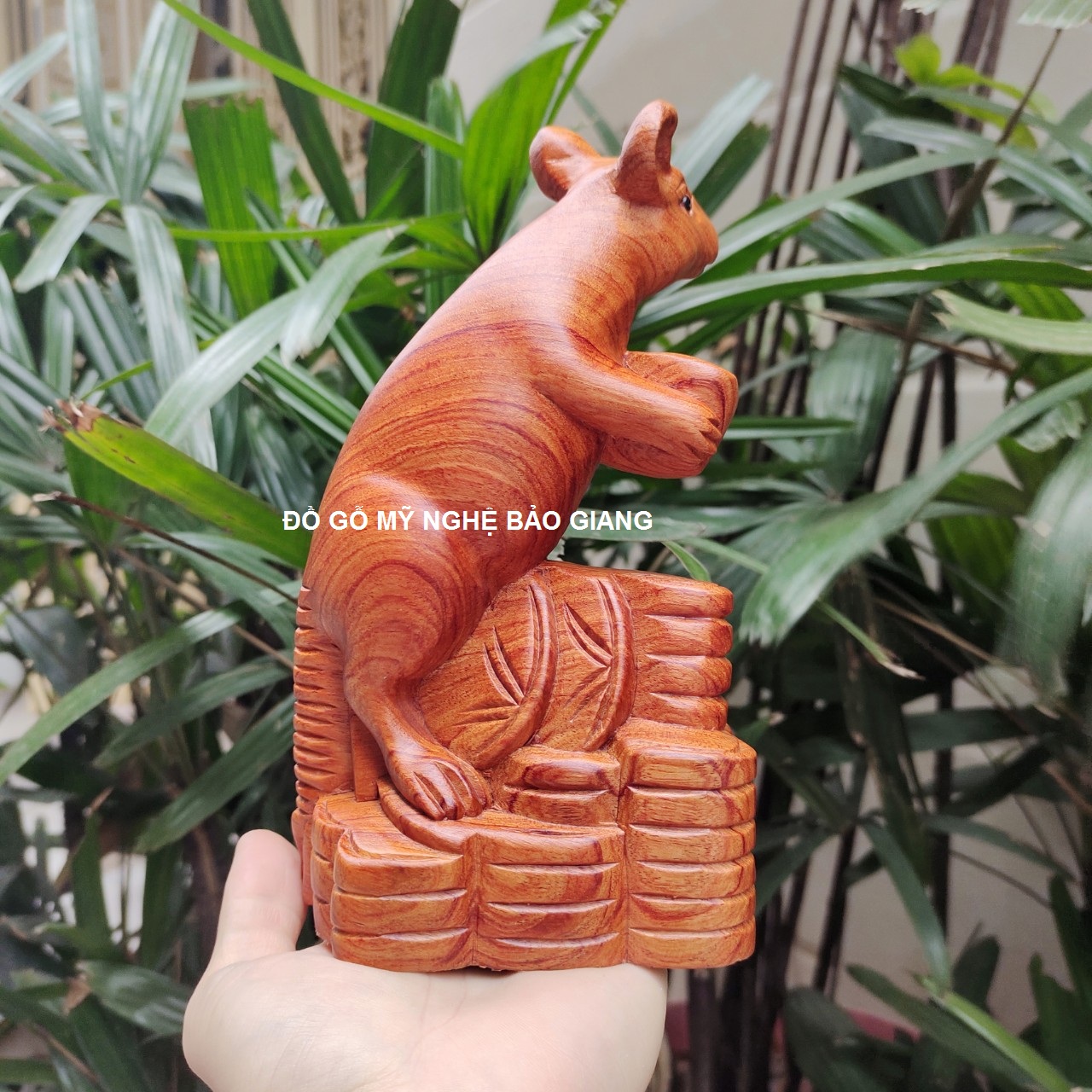 Tượng con chuột gỗ hương cao 20 cm