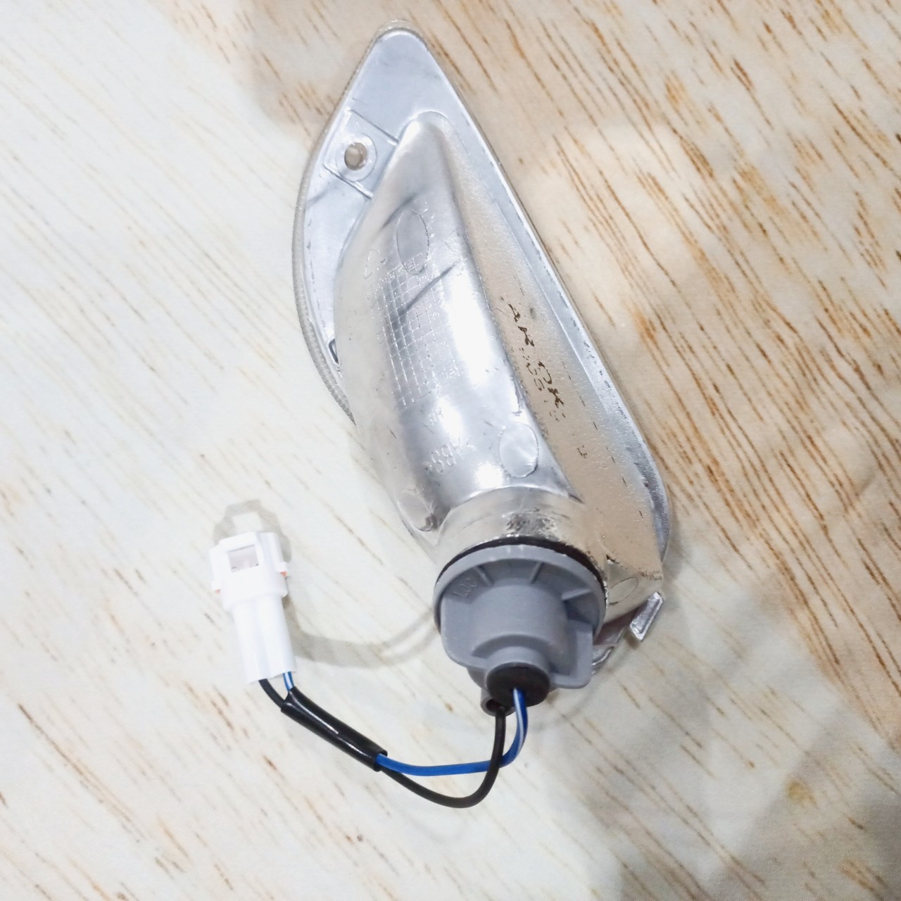 Đèn xi nhan TRước dành cho xe VESPA LX