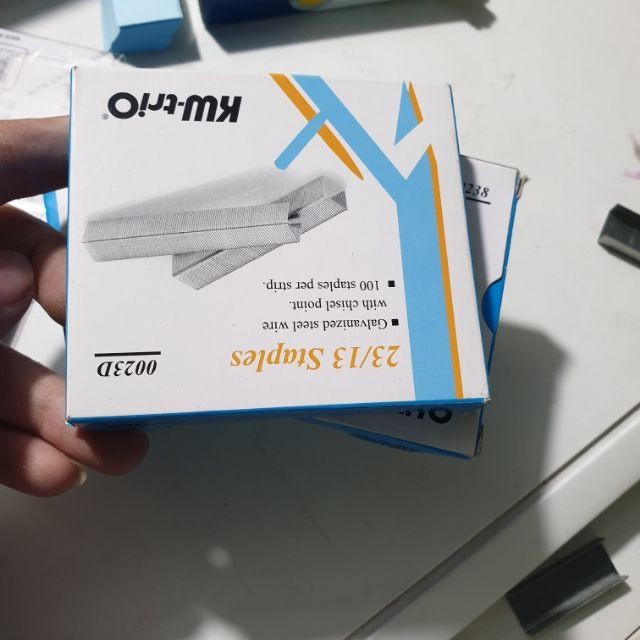 Ghim bấm Kw-TriO 23/13 (Ghim 100 tờ)