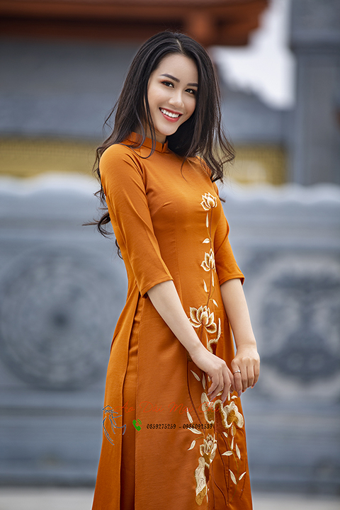 Bộ áo dài cách tân mặc lễ chùa LC2 (Cổ 2cm tay lỡ).