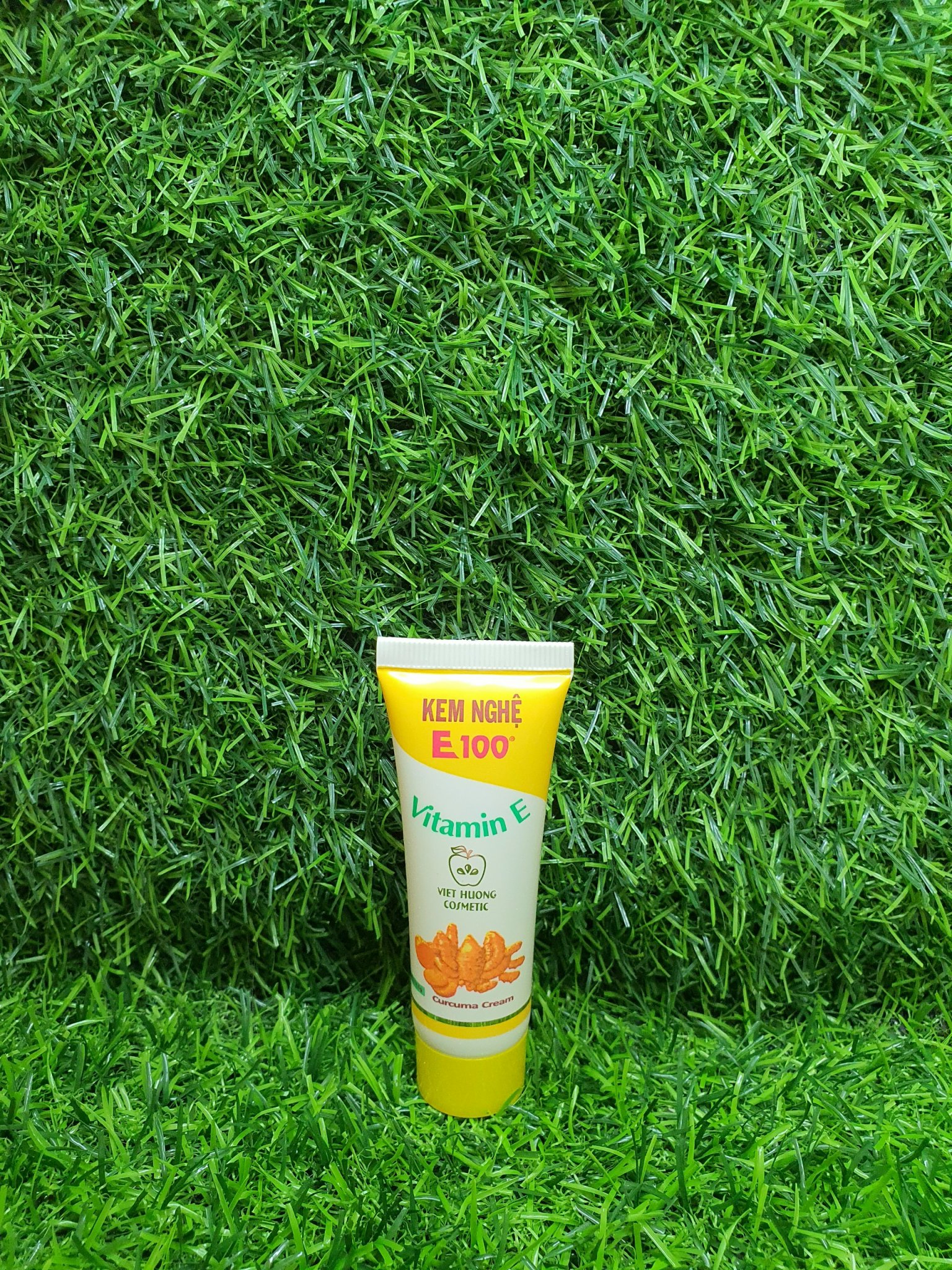 Kem nghệ E100 cải thiện , làm mờ sẹo thâm (18.5g)