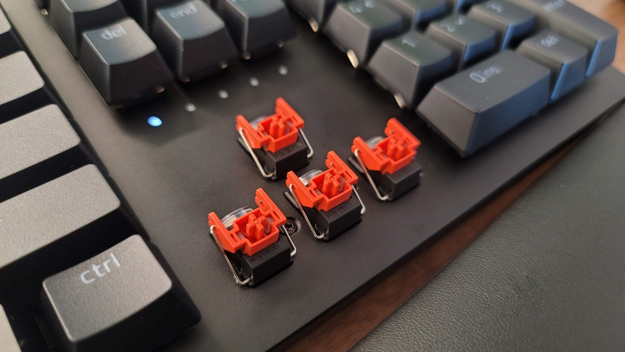 Razer Huntsman V2 - Optical Gaming Keyboard