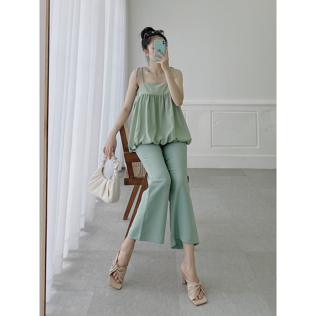 YU CHERRY | Áo nữ Tulips Halter Top YA357