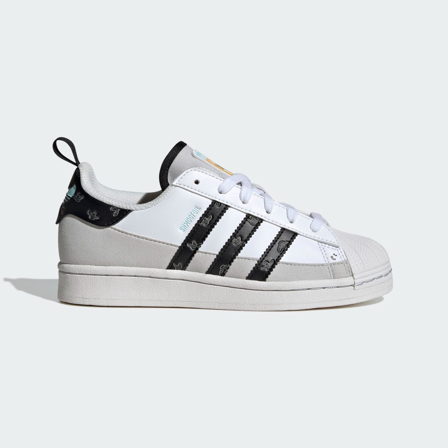 SEPATU SNEAKERS ADIDAS SUPERSTAR J IG6842 20242 Sepatu Olahraga