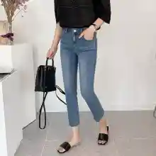 ภาพขนาดย่อของภาพหน้าปกสินค้ากางเกงยีนส์ยืด กางเกงยีนส์สกินนี่ Girls jeanswaist jeans female straight old pants 2021 new จากร้าน wardrobe บน Lazada