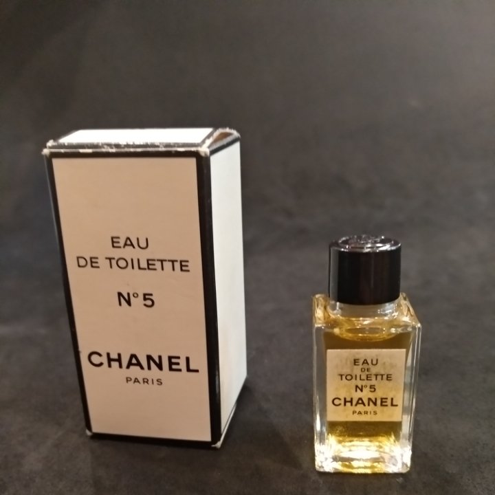 CHANEL Chanel No5 Eau De Toilette  Pazuvn